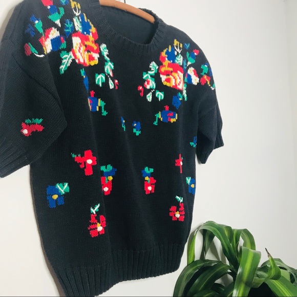 Vintage Retro 90’s Crop Floral Knit Sweater - Picture 3 of 4